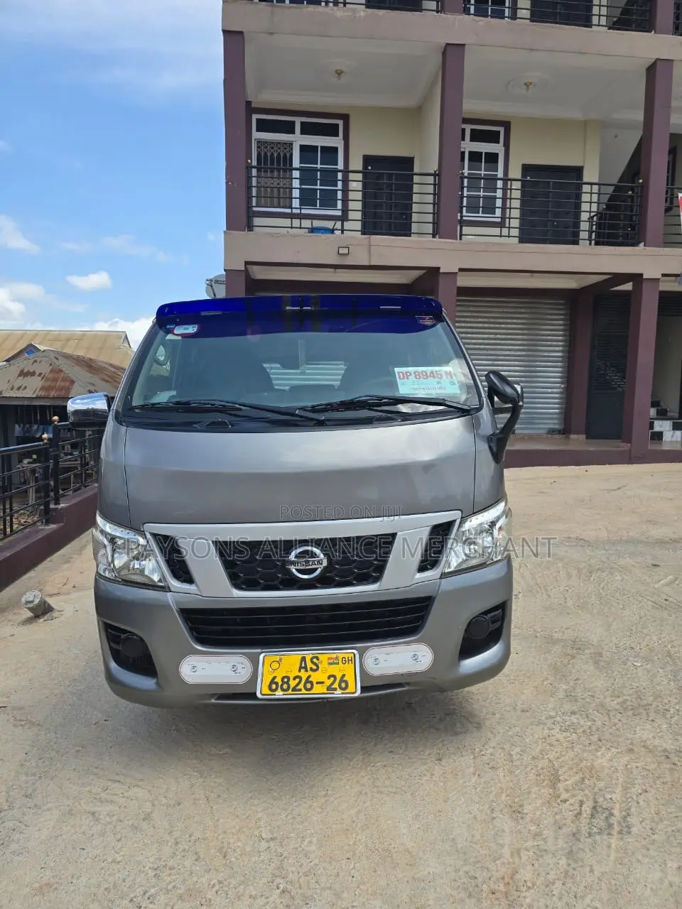 Nissan Caravan 2014 Gray