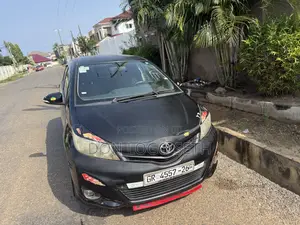 Toyota Vitz 1.3 AWD 3dr 2013 Black