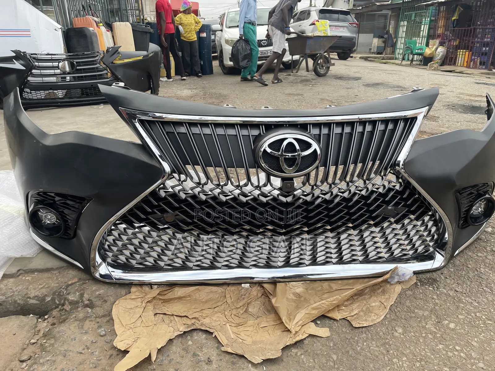 Camry 2012 Spec Front Bumper