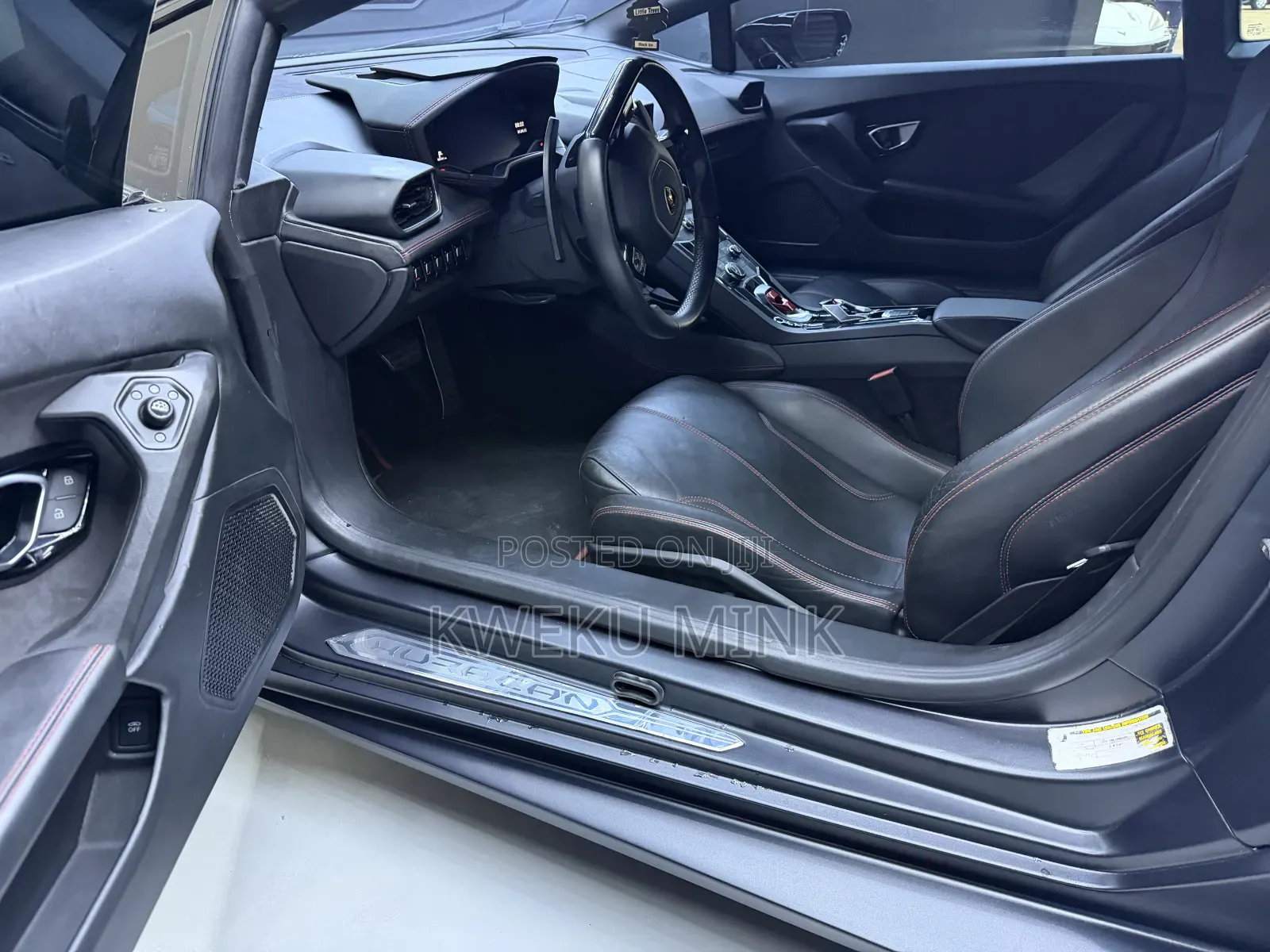 Lamborghini Huracan 2016 Black