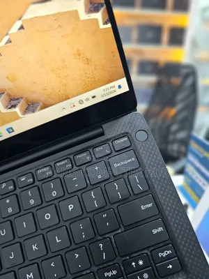 Laptop Dell XPS 13 7390 8GB Intel Core i5 SSD 256GB