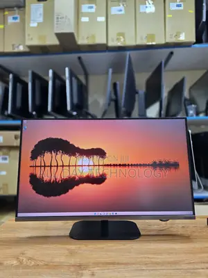 Samsung 27” UHD USB - C IPS Display