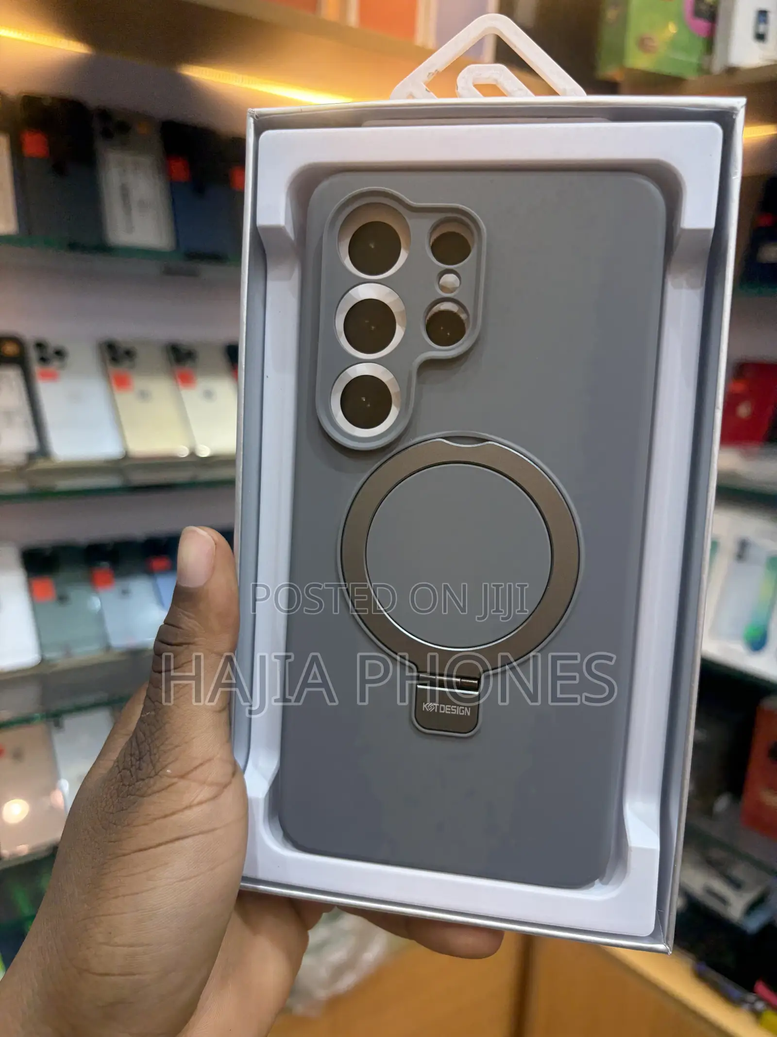 Samsung S26Ultra in Gray With Kickstand