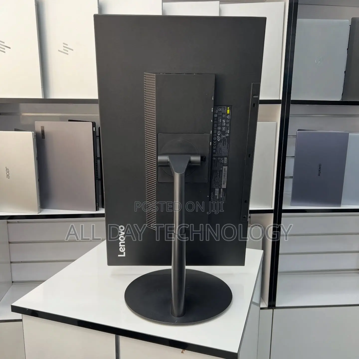 Lenovo 24” ThinkVision USB -C IPS Display Edgeless Monitor