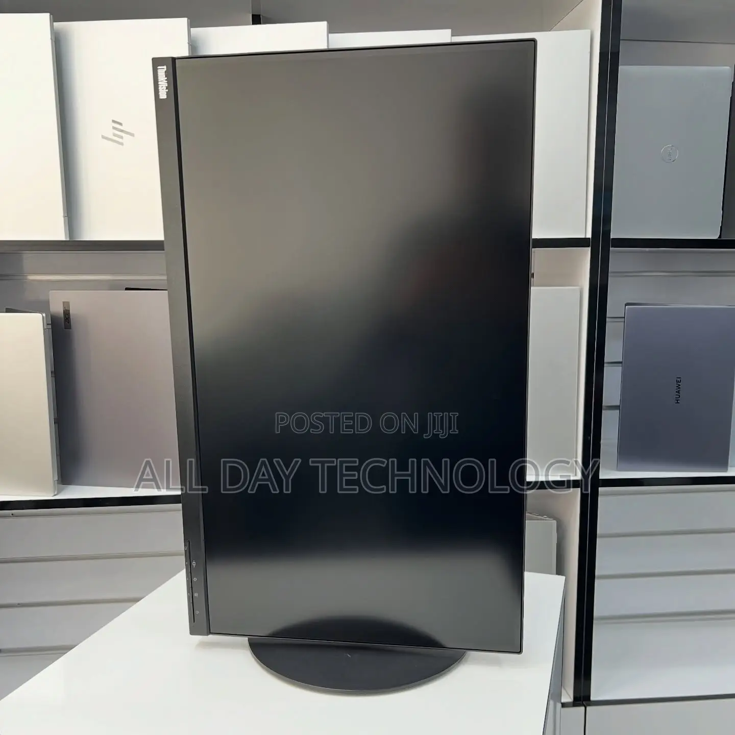 Lenovo 24” ThinkVision USB -C IPS Display Edgeless Monitor