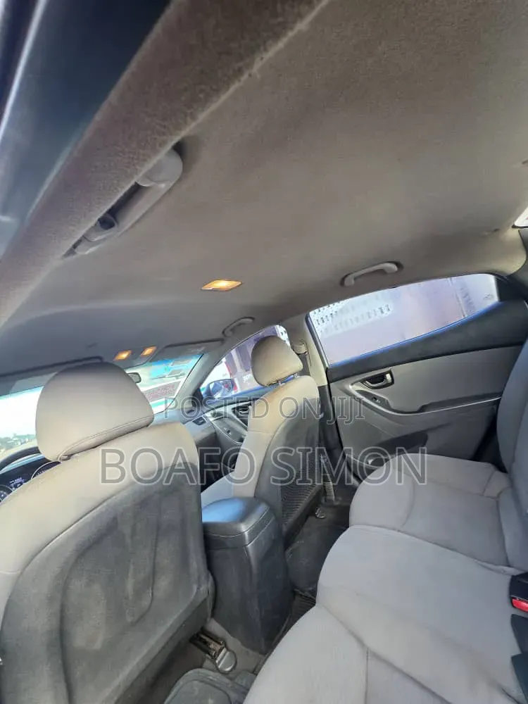 Hyundai Elantra GLS Sedan FWD (1.8L 4cyl 6A) 2013 Silver