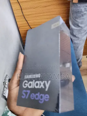 New Samsung Galaxy S7 edge 32 GB Black