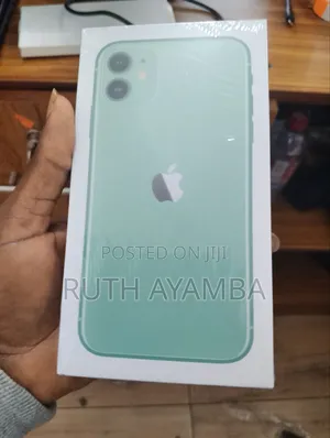 New Apple iPhone 11 128 GB Green