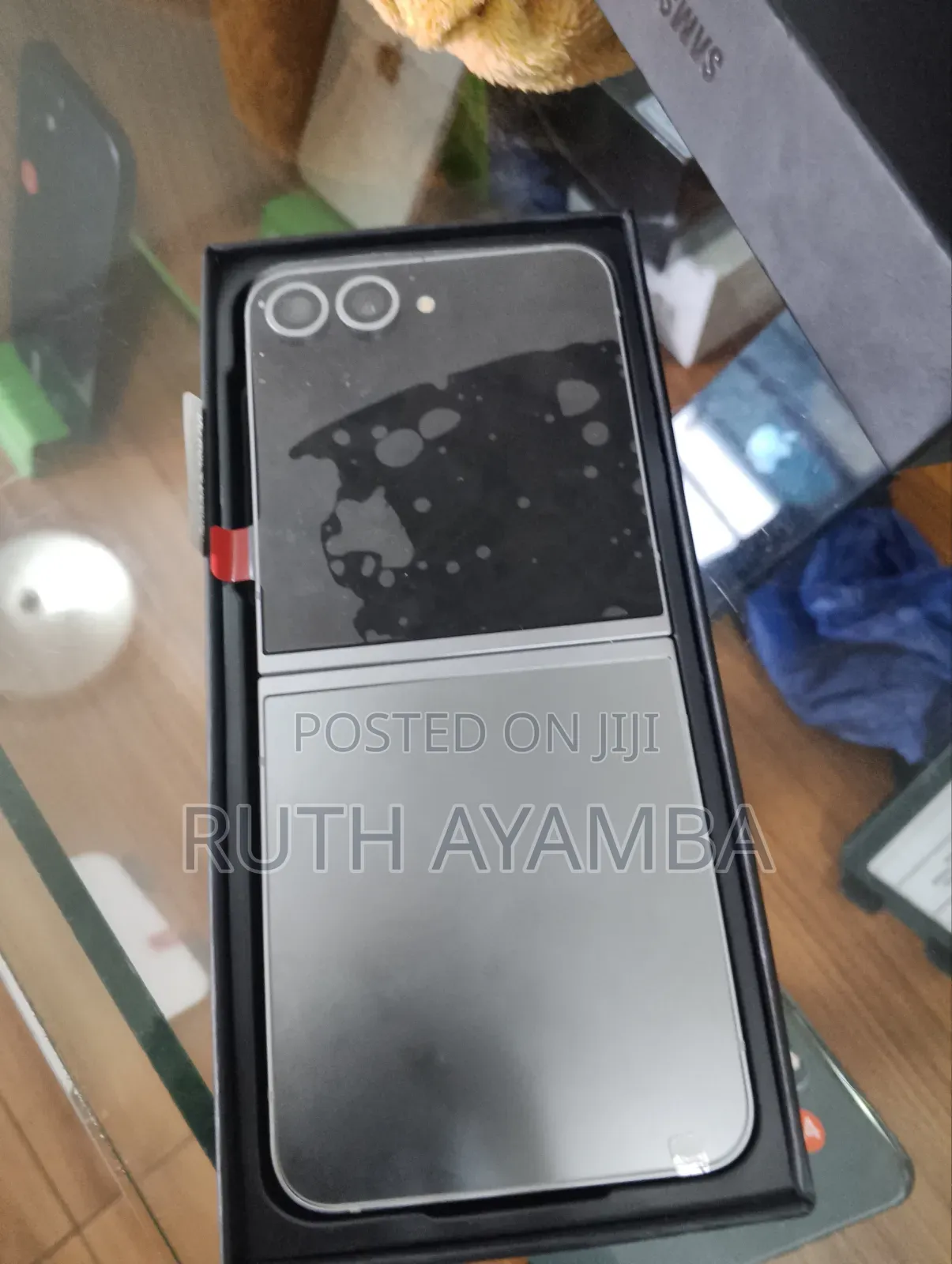 New Samsung Galaxy Z Flip6 256 GB Gray