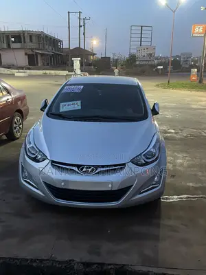 Hyundai Elantra Limited 4dr Sedan (1.8L 4cyl 6A) 2014 Gray