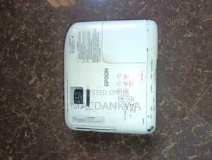 Epson EB-U05 Projector