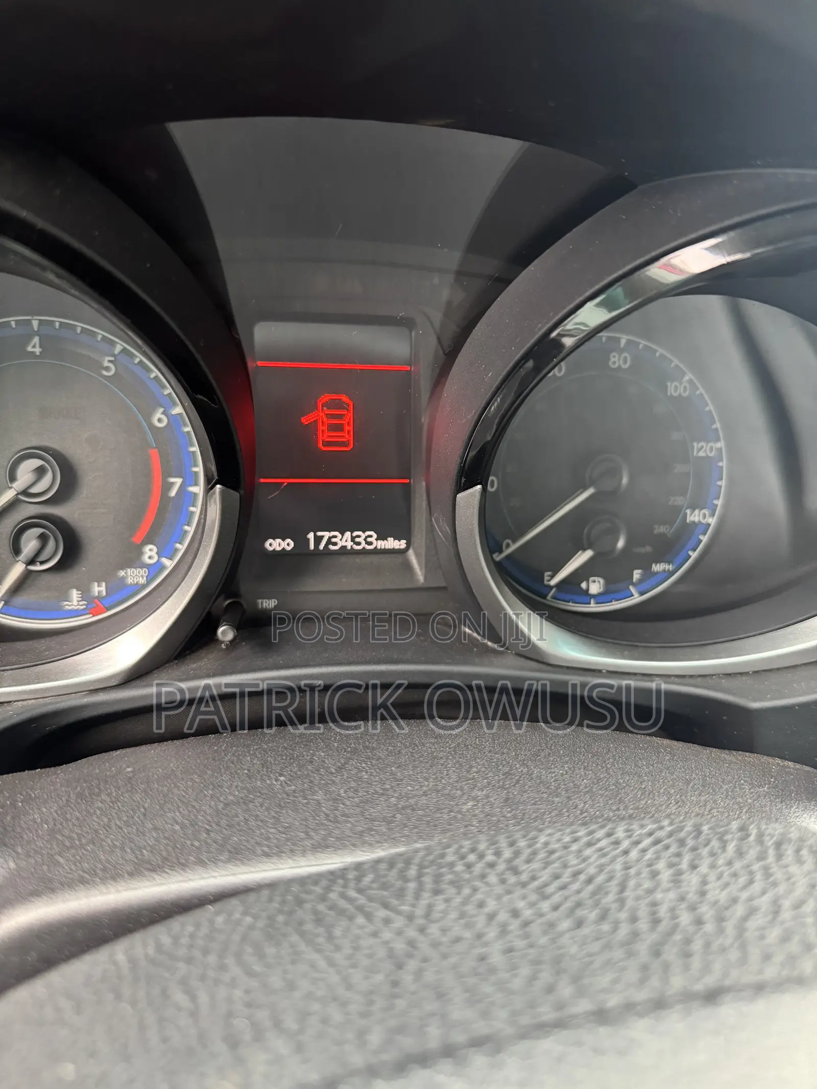 Toyota Corolla 2016 Red