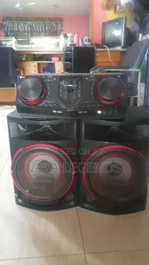 LG Cl87 Xboom