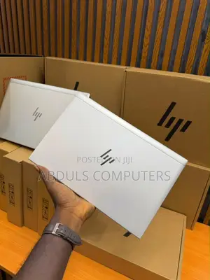 New Laptop HP EliteBook 830 G8 8GB Intel Core i5 SSD 512GB