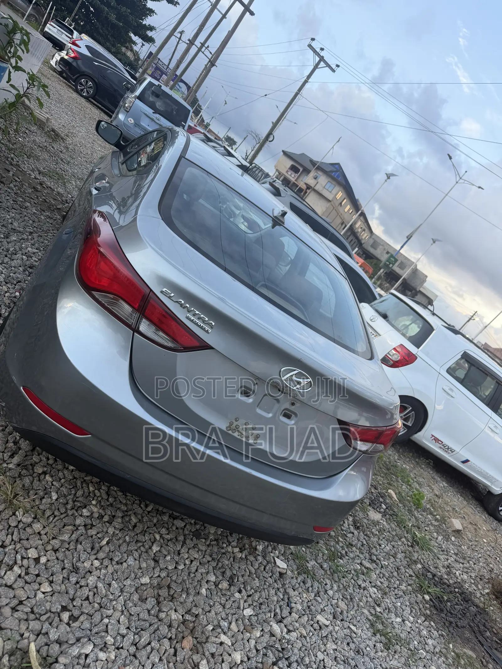 Hyundai Elantra SE 4dr Sedan (1.8L 4cyl 6A) 2015 Gray