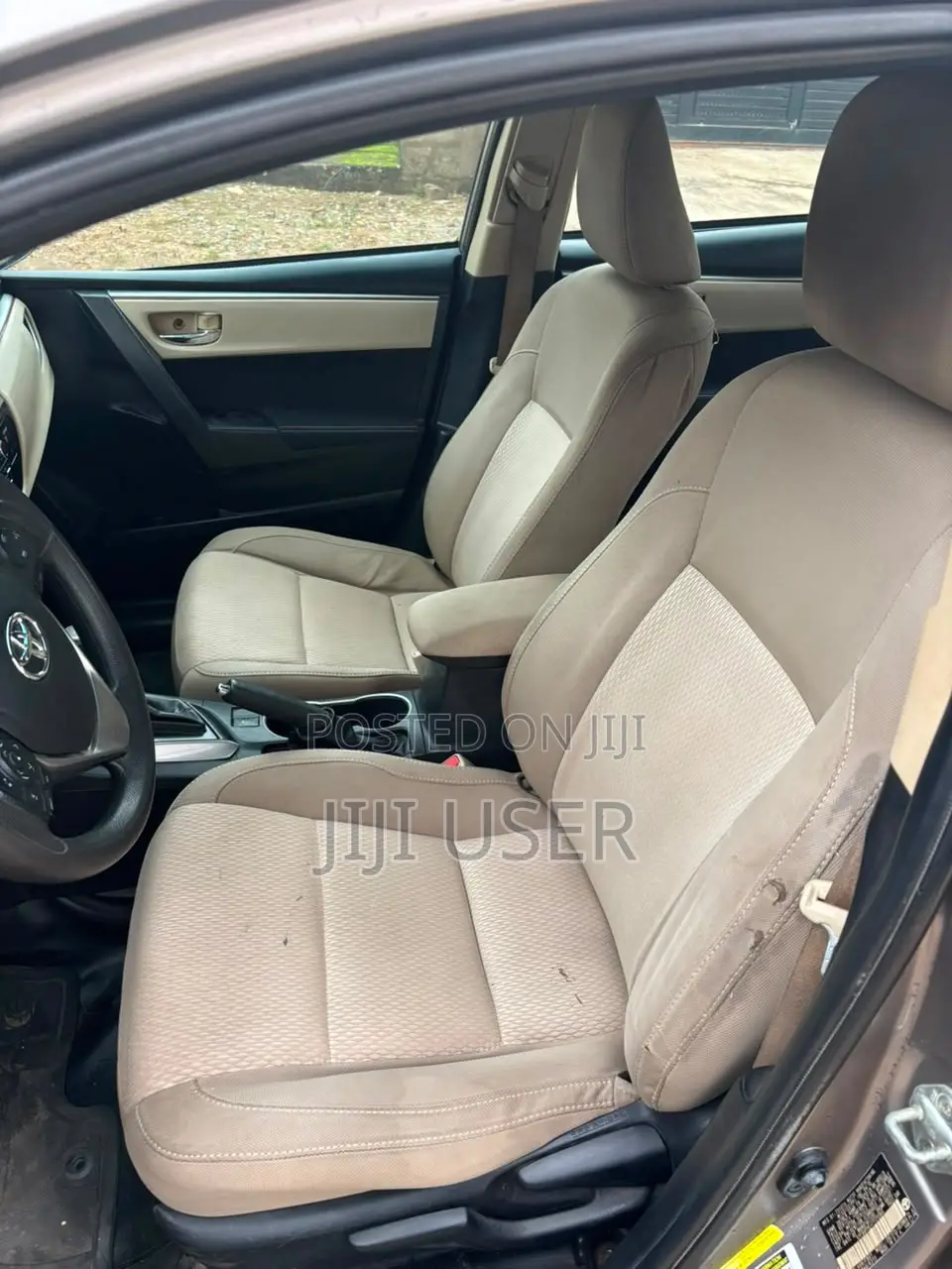Toyota Corolla 2015 Brown