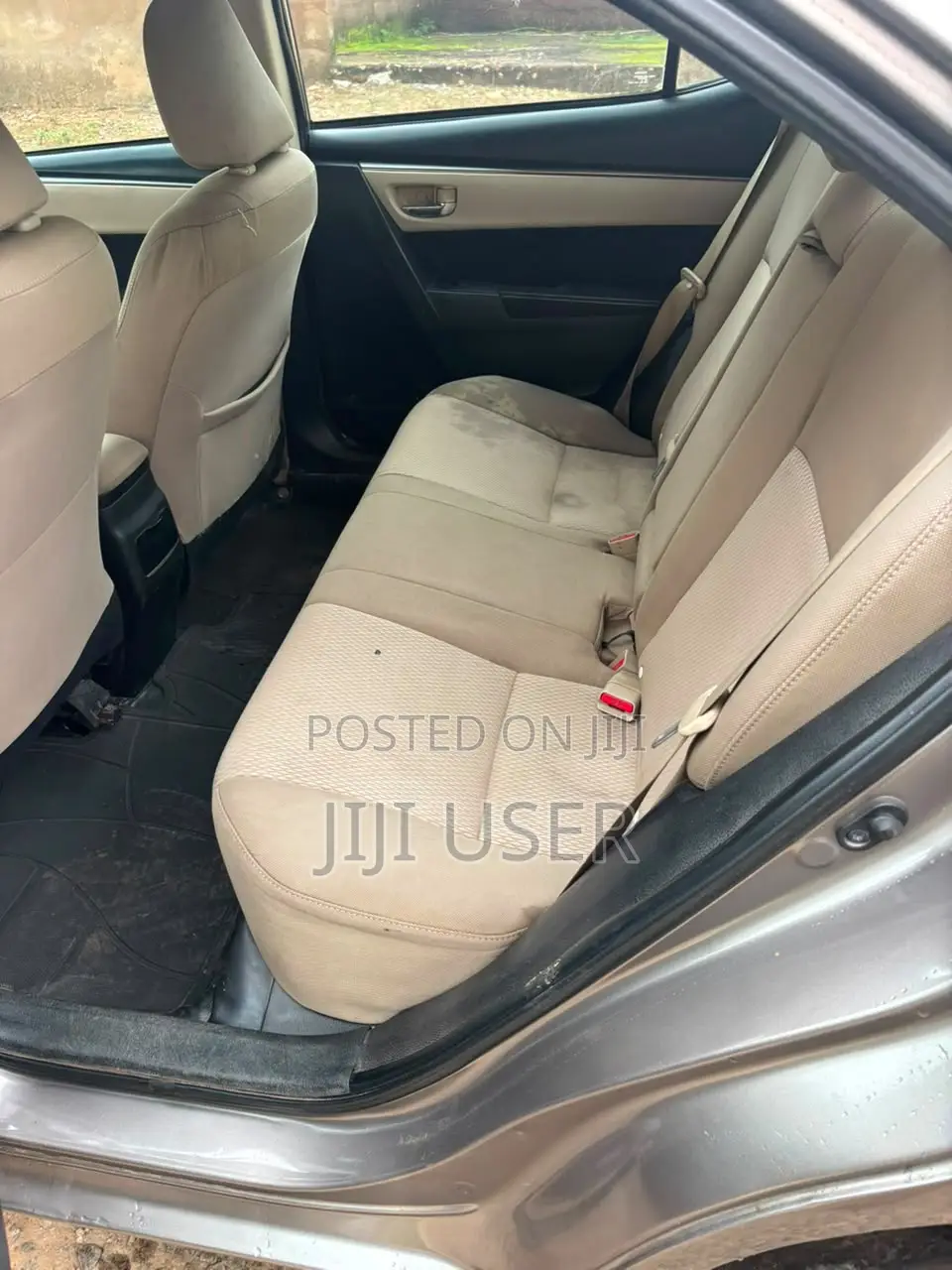Toyota Corolla 2015 Brown