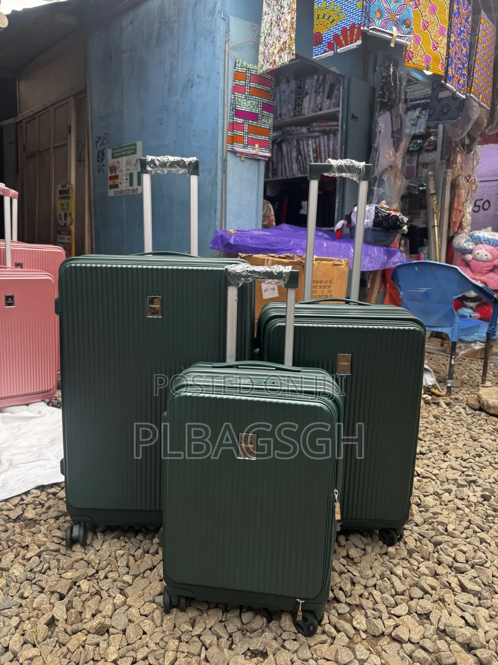 Three in One Trolley Traveling Bags Sizes L28 M24 S20 Inch