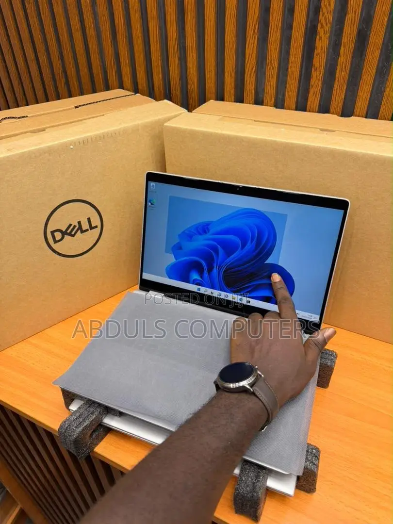 New Laptop Dell Latitude 5310 2-in-1 8GB Intel Core i7 SSD 256GB