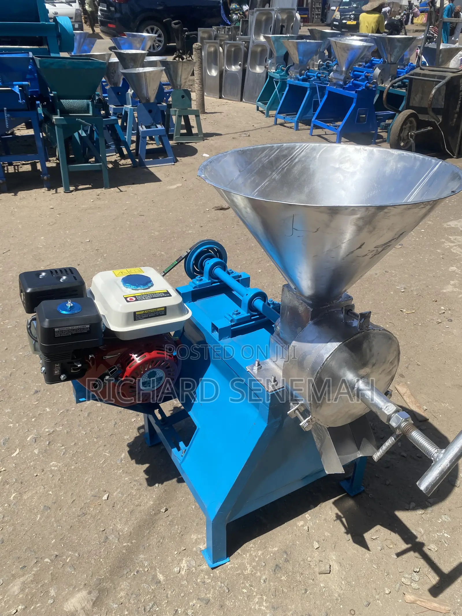 11A Grinding Mill for Grinding Pepper,tomatoes,ginger, and Many More.