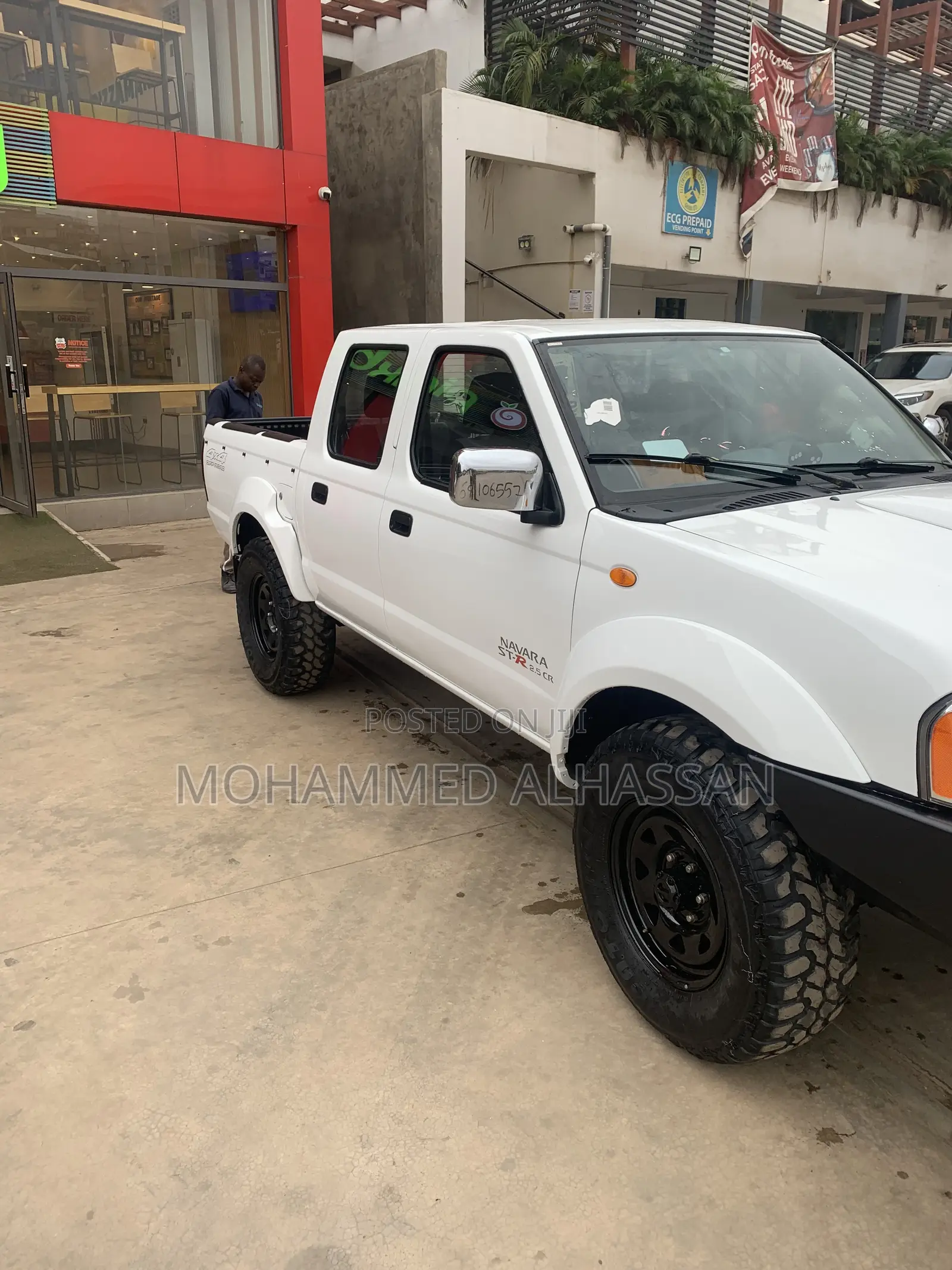 Nissan Hardbody 2015 White