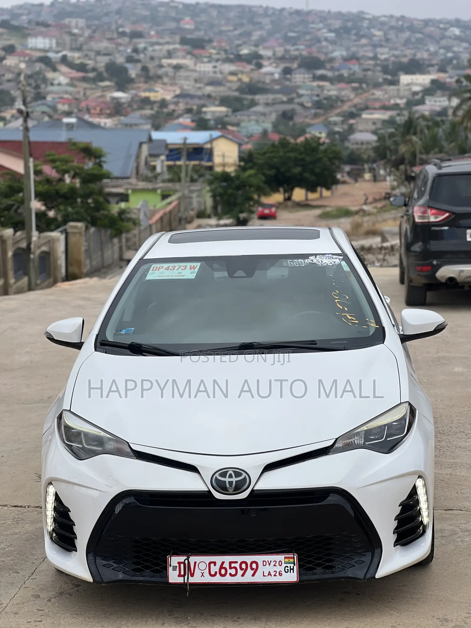 Toyota Corolla SE Special Edition 4dr Sedan (1.8L 4cyl CVT) 2017 White