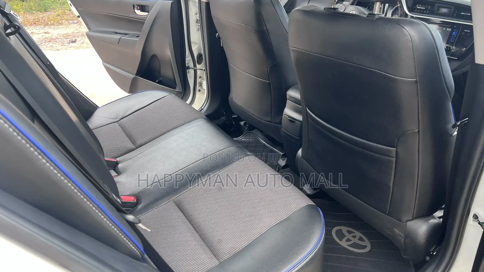 Toyota Corolla SE Special Edition 4dr Sedan (1.8L 4cyl CVT) 2017 White