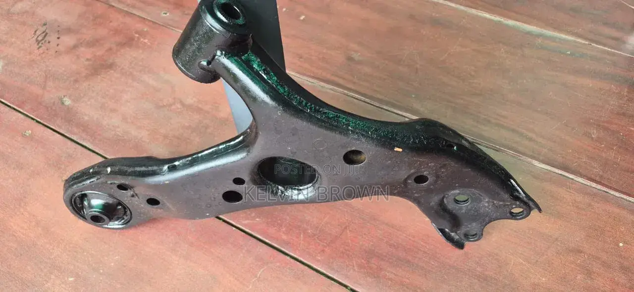 Control Arm Corolla/Rav4 Left