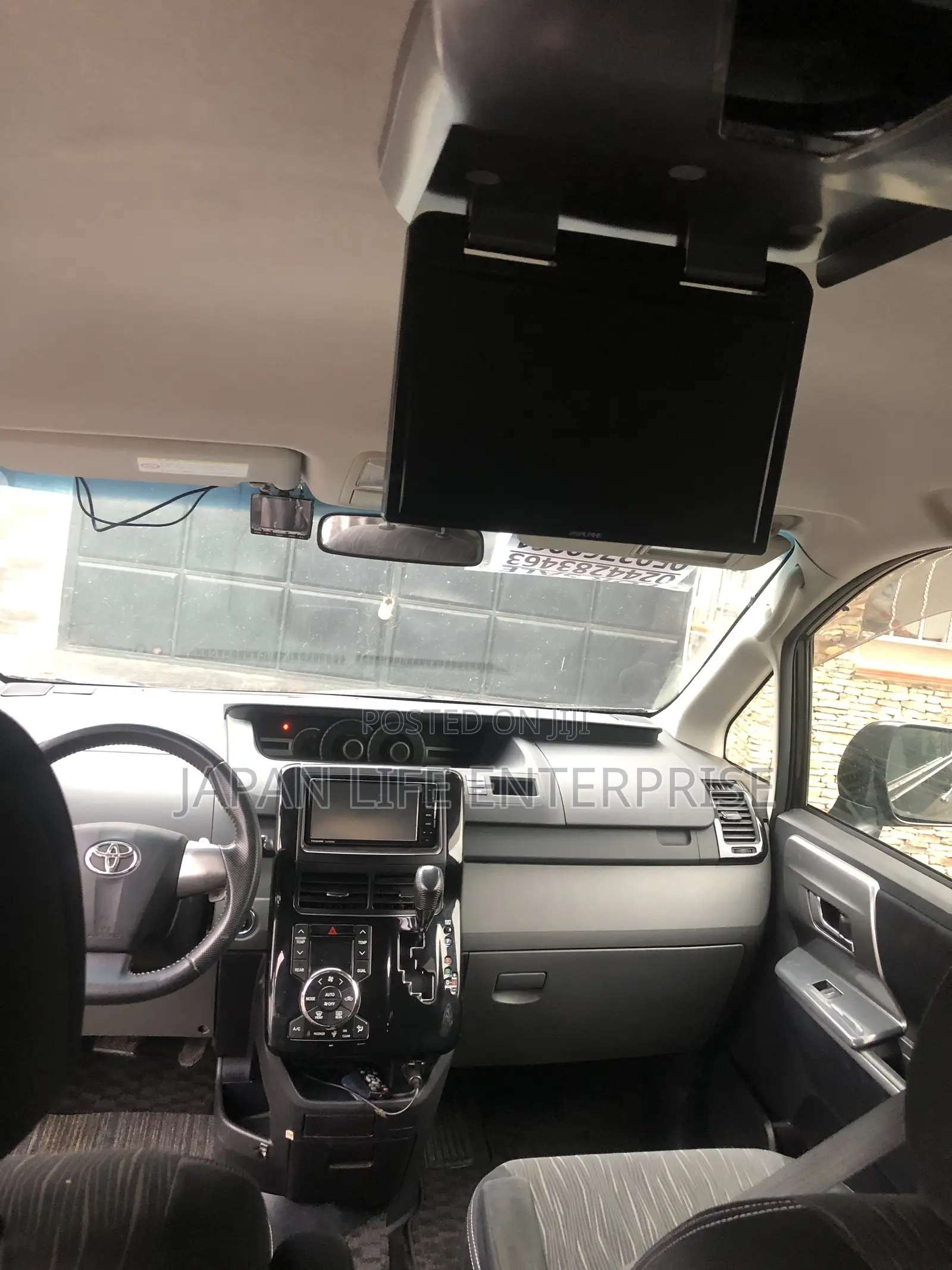 Toyota Voxy 2012 Matt Black