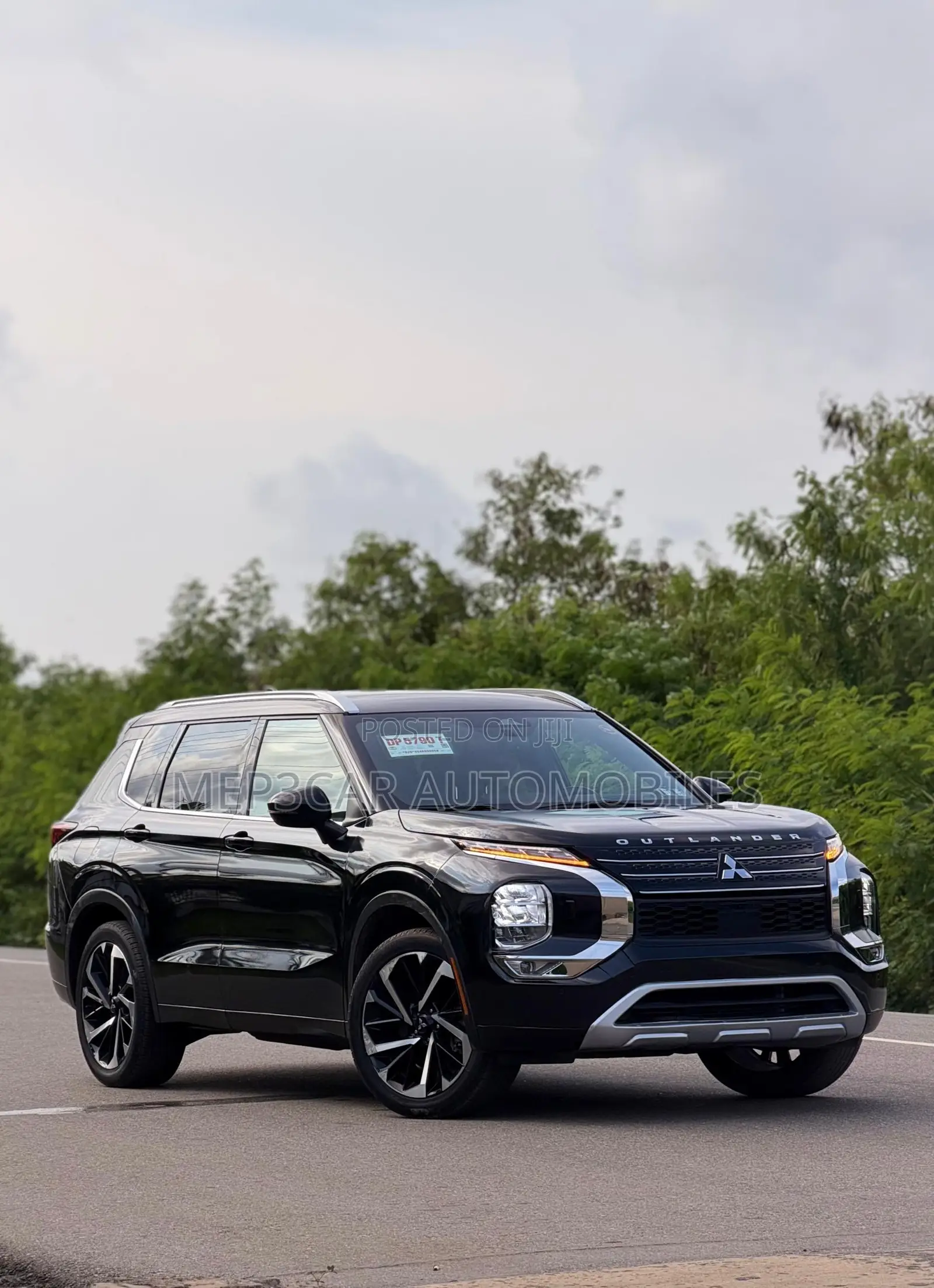 Mitsubishi Outlander 2023 Black