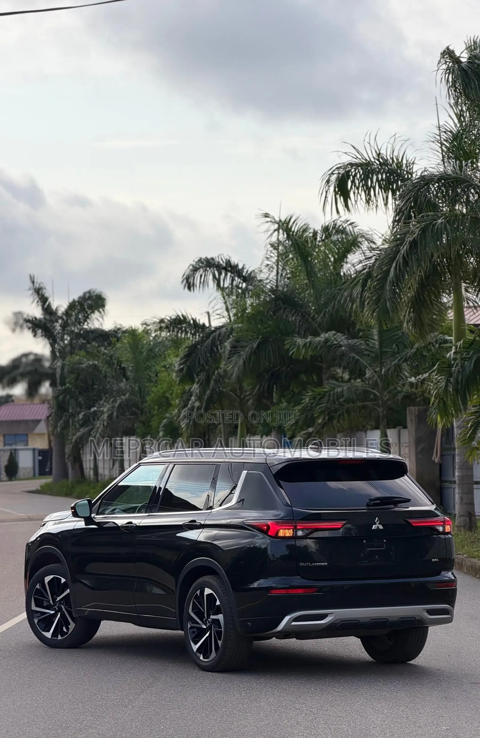 Mitsubishi Outlander 2023 Black