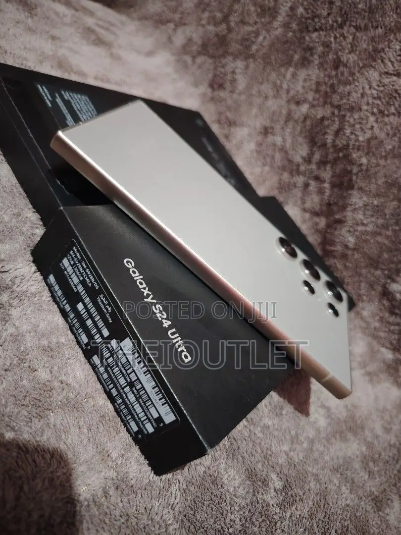New Samsung Galaxy S24 Ultra 1 TB Black