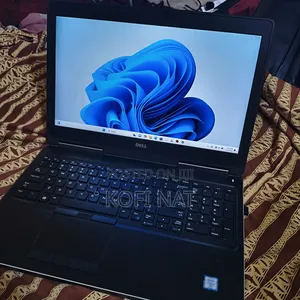 Laptop Dell Precision 7510 16GB Intel Core i7 HDD+SSD 128GB