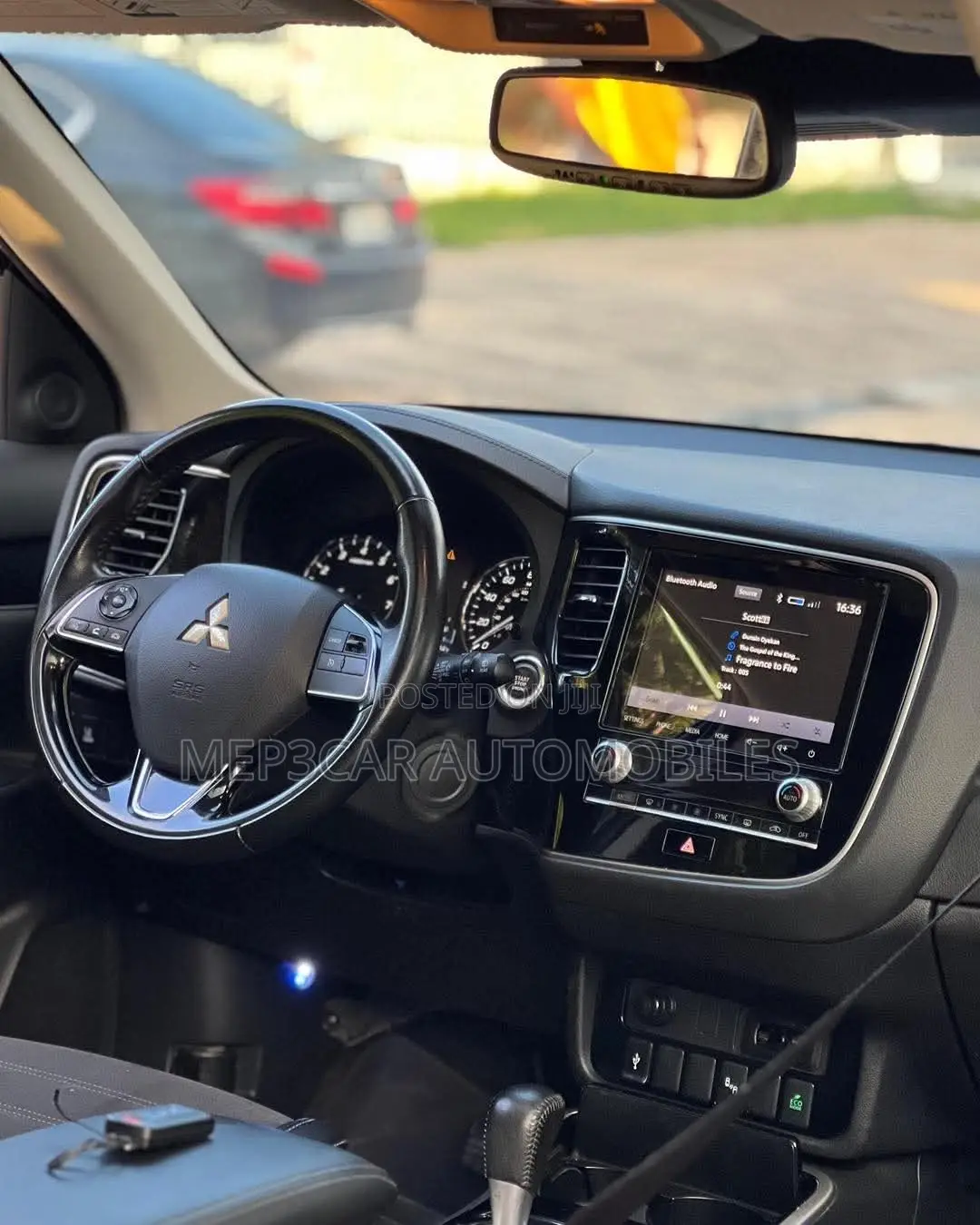 Mitsubishi Outlander 2020 Silver