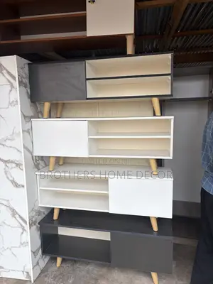 4 Feet Laminated TV Stand