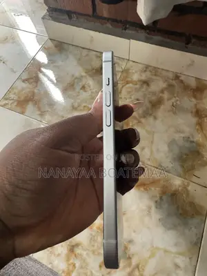 Apple iPhone 15 128 GB White
