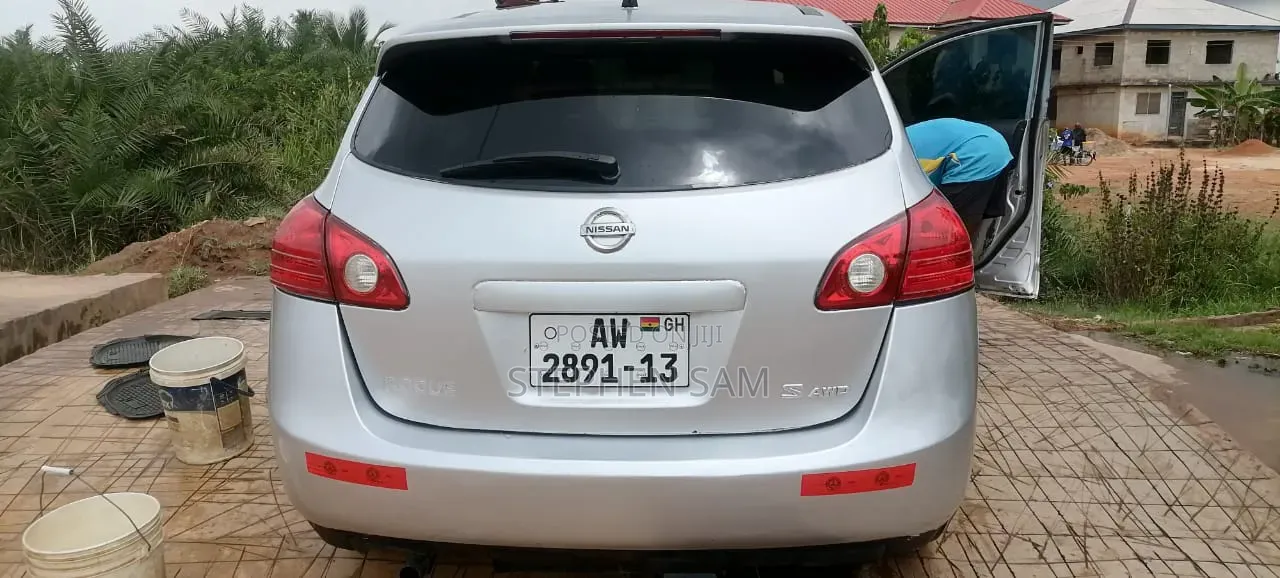 Nissan Rogue 2010 Gray