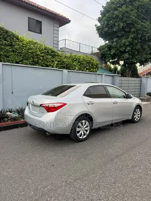 Toyota Corolla LE Eco 4dr Sedan (1.8L 4cyl CVT) 2016 Silver
