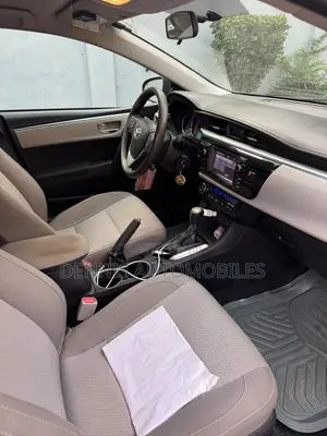Toyota Corolla LE Eco 4dr Sedan (1.8L 4cyl CVT) 2016 Silver