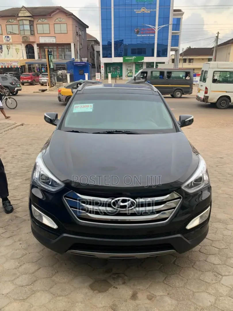 Hyundai Santa Fe 2015 Black