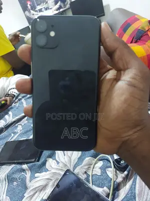 Apple iPhone 11 64 GB Black