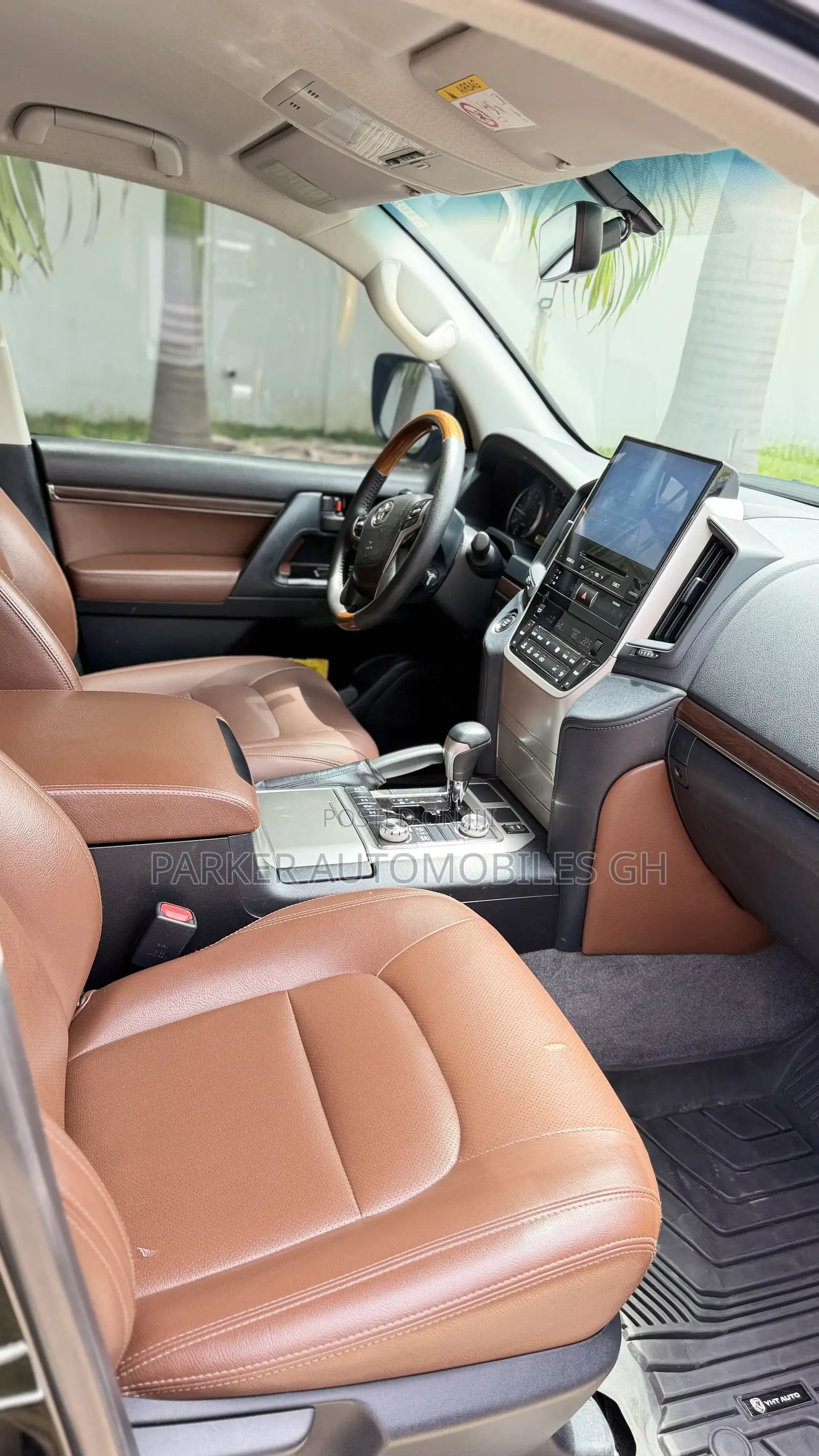Toyota Land Cruiser 4.5 V8 GXR 2020 Black