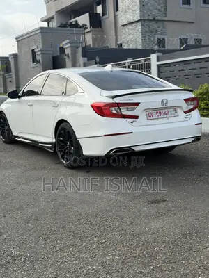 Honda Accord Touring 2.0T 2020 White
