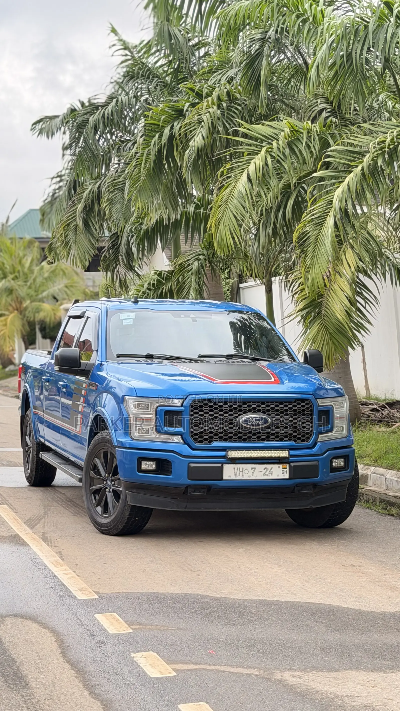 Ford F-150 2020 Blue