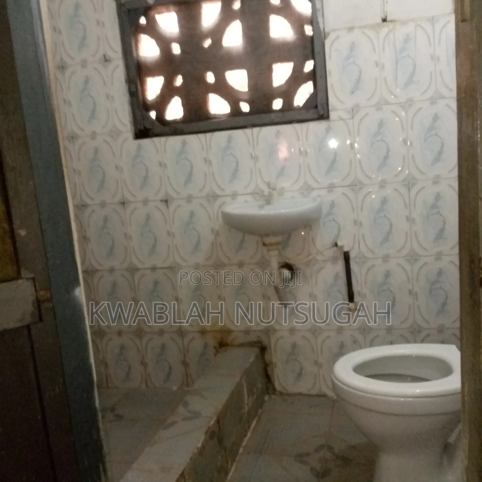 1bdrm Room & Parlour in Ravico Estate for rent