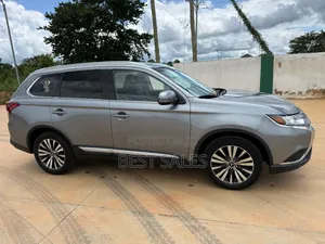 Mitsubishi Outlander 2.4 PHEV AWD 2020 Gray