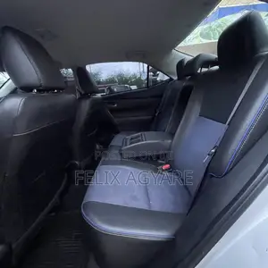 Toyota Corolla SE 4dr Sedan (1.8L 4cyl CVT) 2017 Silver
