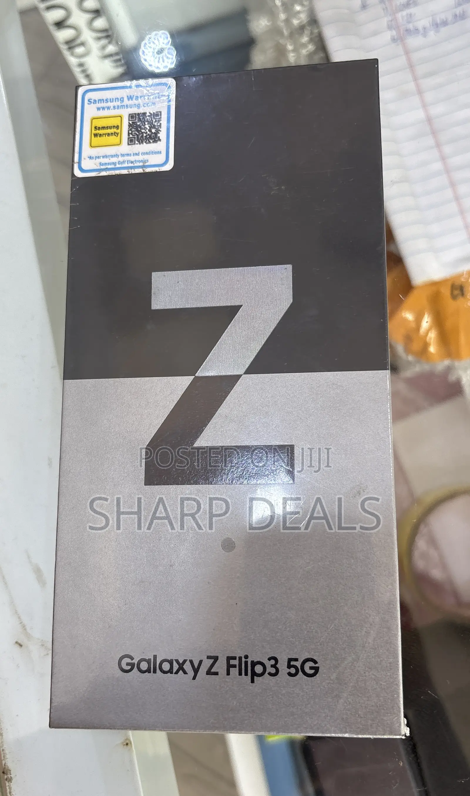 New Samsung Galaxy Z Flip3 5G 256 GB Black