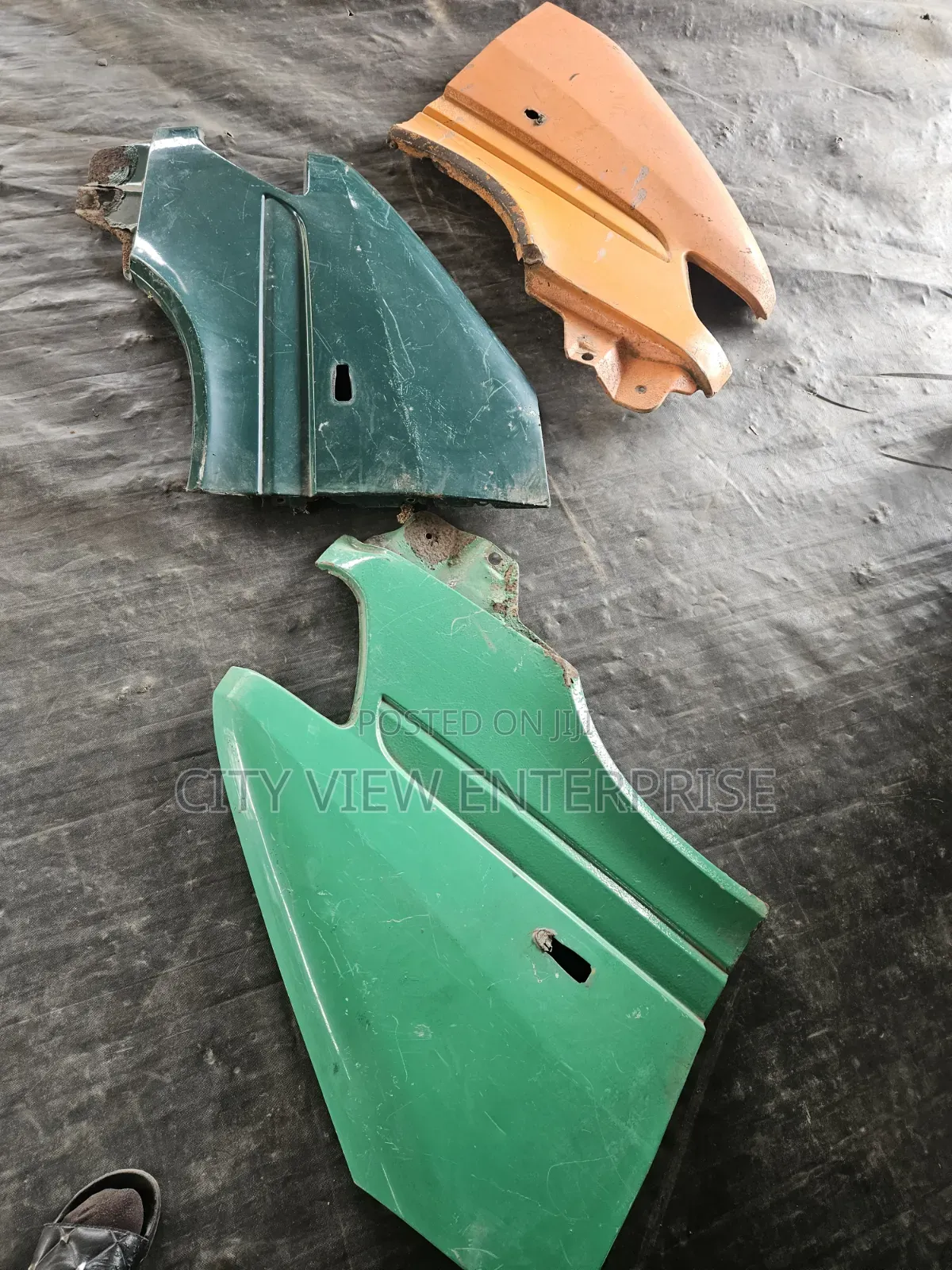 Mercedes-Benz Fenders