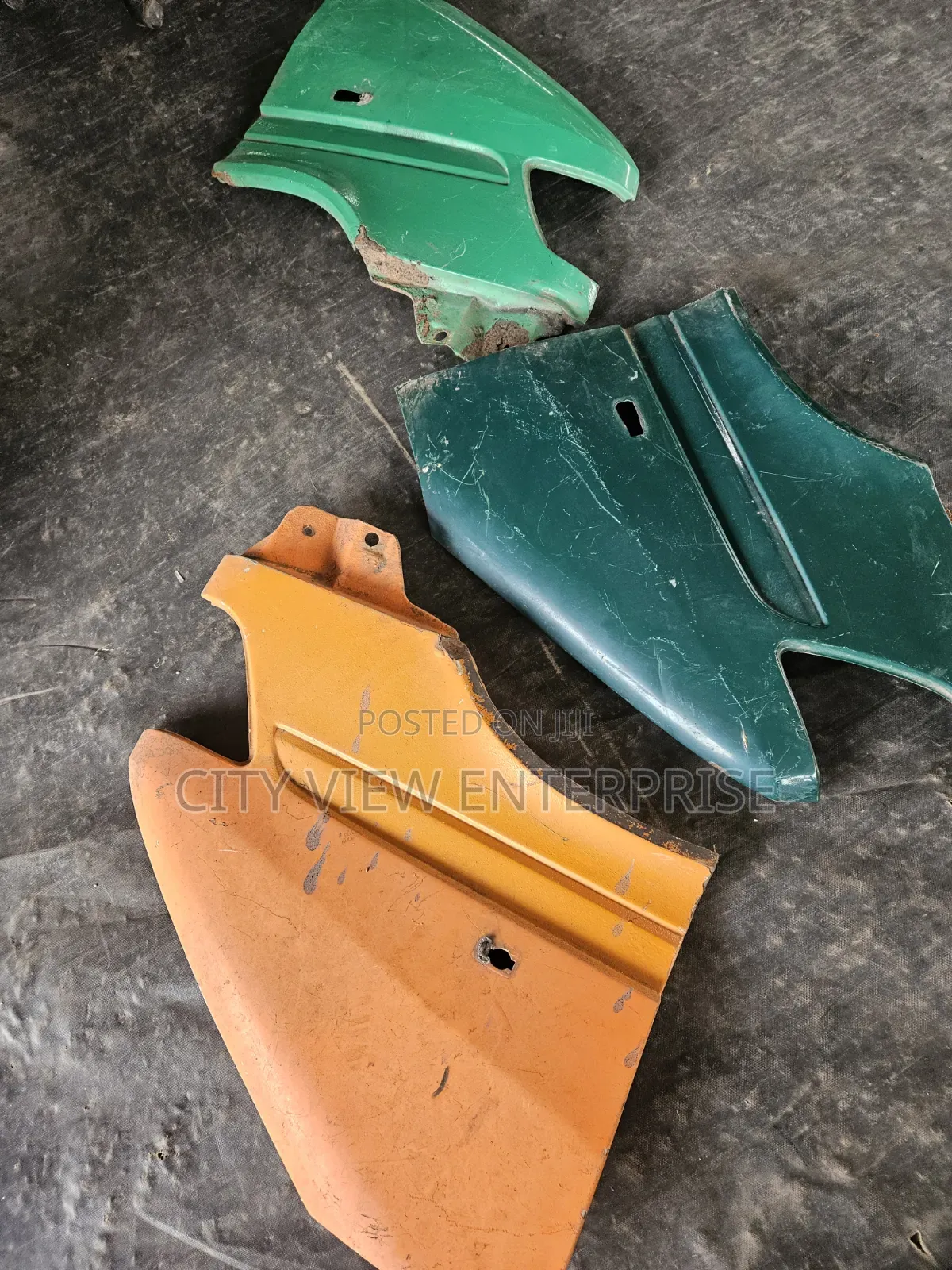 Mercedes-Benz Fenders